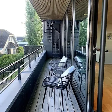 Villa Available For Ons - Modern Architectural House