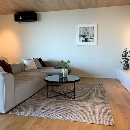 Villa Available For Ons - Modern Architectural House *